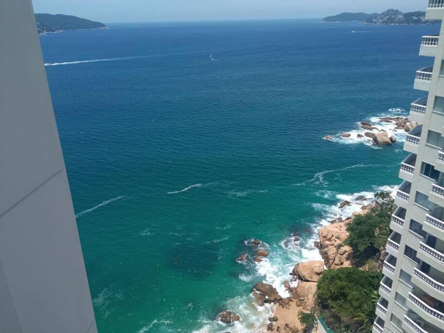 Suite frente al mar en Torres Gemelas Acapulco Exterior foto