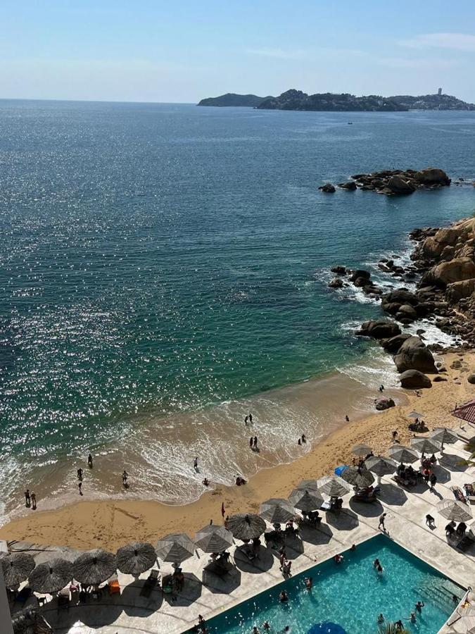 Suite frente al mar en Torres Gemelas Acapulco Exterior foto